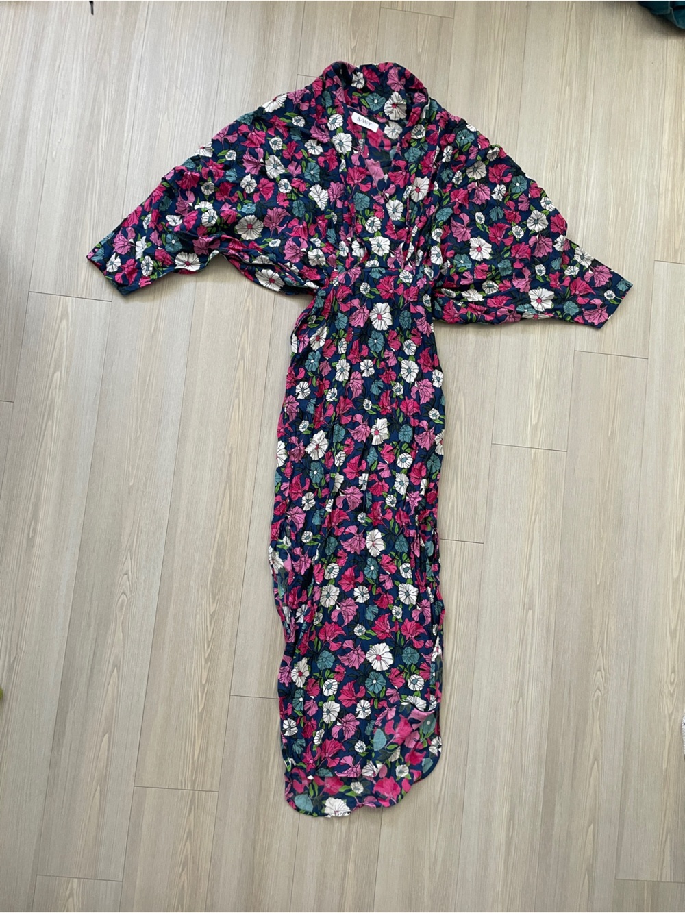 S/W/F Floral Sunset Maxi Dress with Plunging Neckline Doman Sleeves Flowy